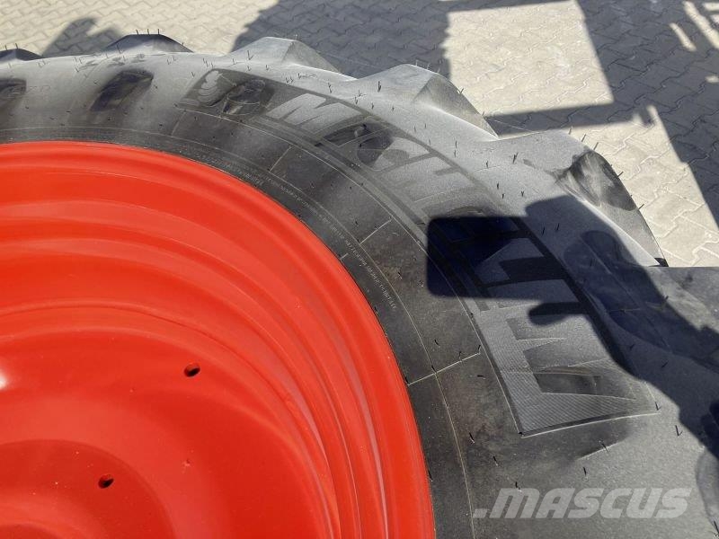 Michelin KRS 440/65 R28 + 540/65 R38 Gume, točkovi i felne