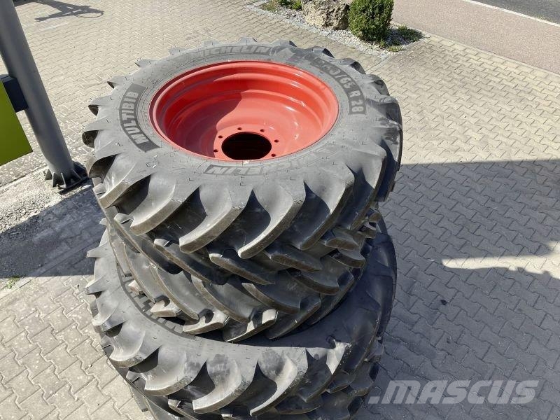 Michelin KRS 440/65 R28 + 540/65 R38 Gume, točkovi i felne