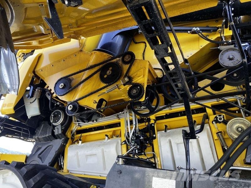 New Holland CR 8.90 + V 930 聯合收穫機