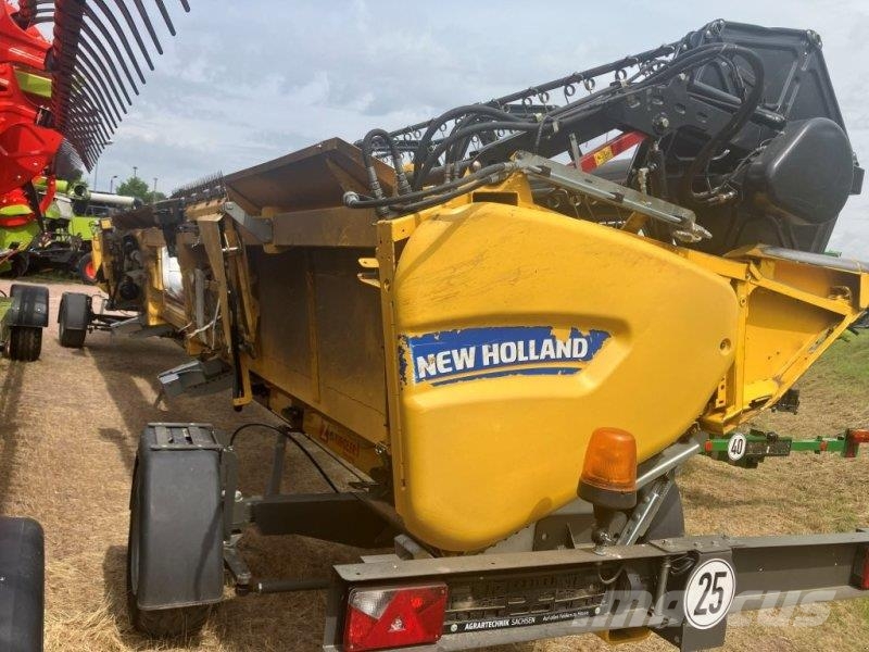 New Holland CR 9.80 حصادات