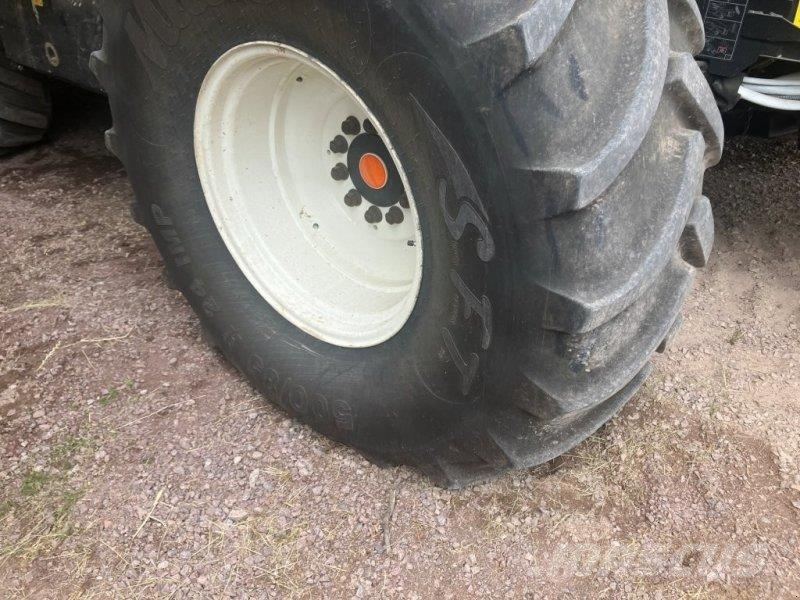 New Holland CR 9.80 حصادات