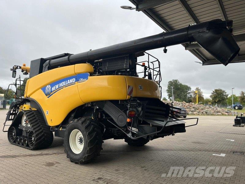 New Holland CR 9090 SCR Combine harvesters
