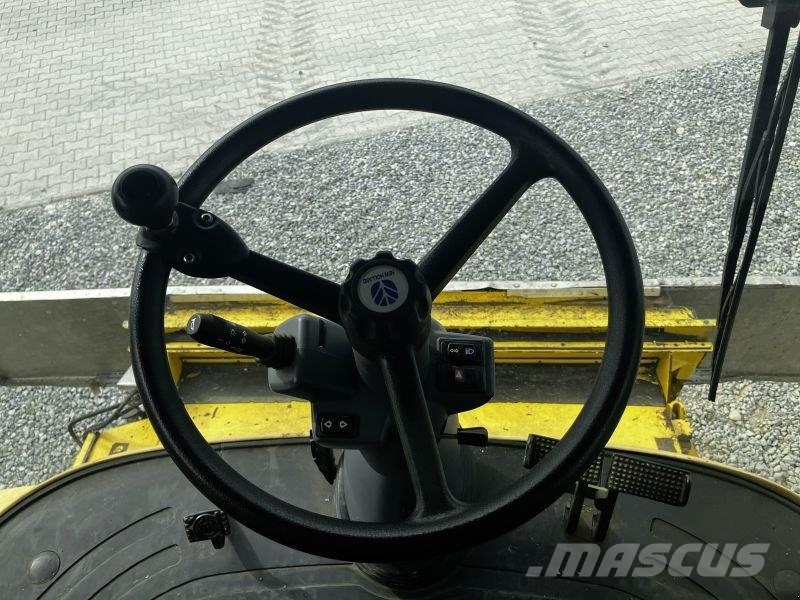 New Holland CX 880 حصادات