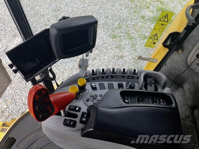 New Holland CX 880 حصادات
