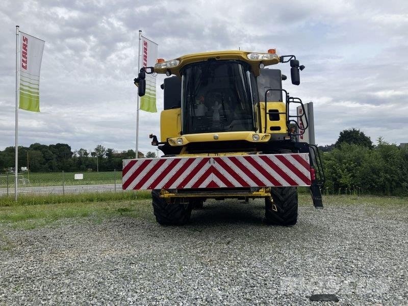 New Holland CX 880 حصادات