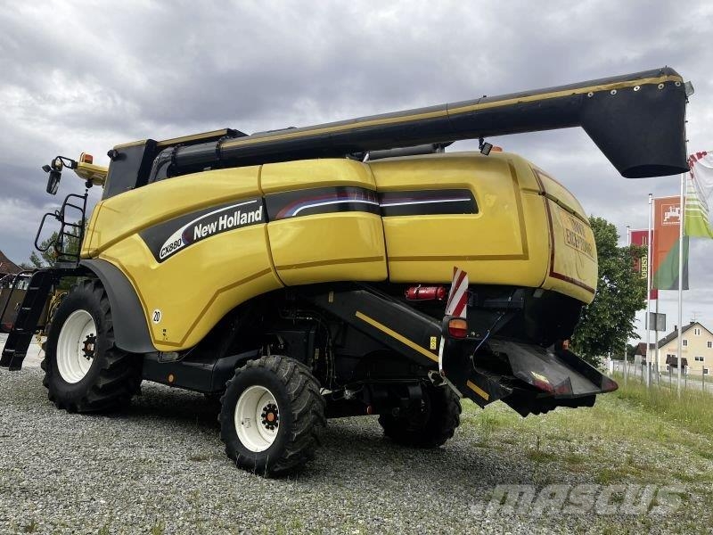 New Holland CX 880 حصادات