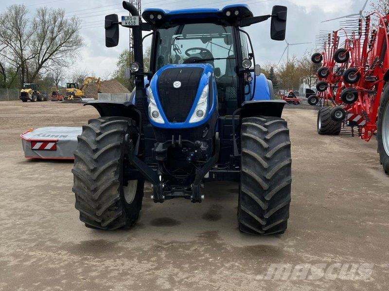 New Holland T 6.180 AC トラクター