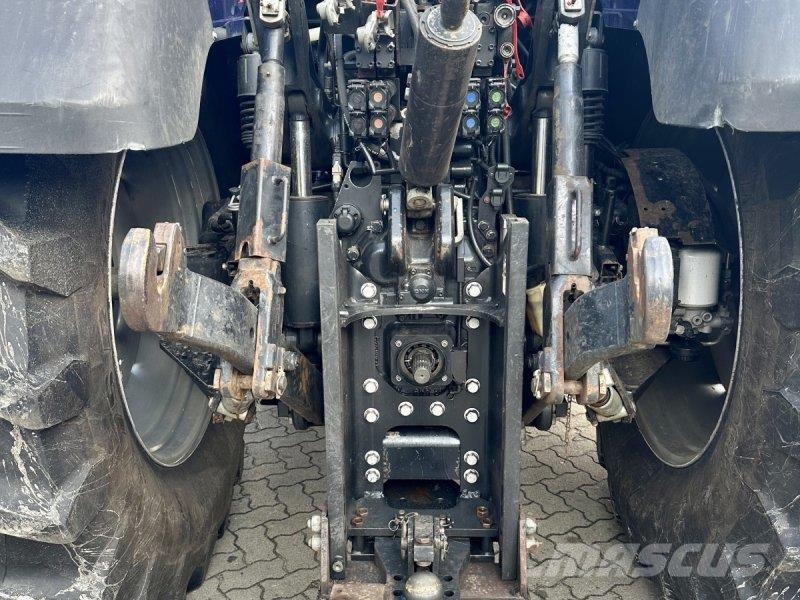 New Holland T 7.270 AC Traktori