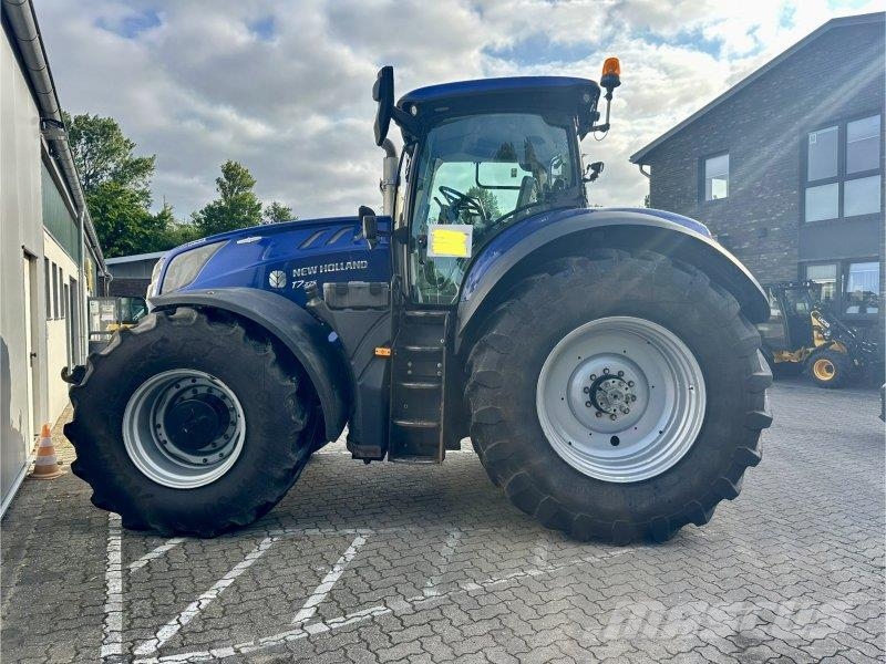 New Holland T 7.270 AC Traktori