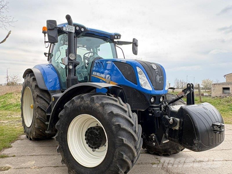 New Holland T 7.270 AC トラクター