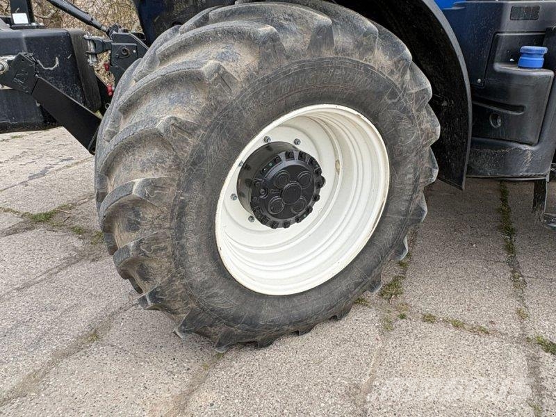 New Holland T 7.270 AC トラクター