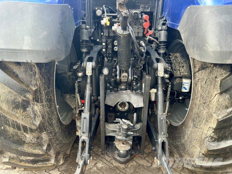 New Holland T 7.315 Traktori