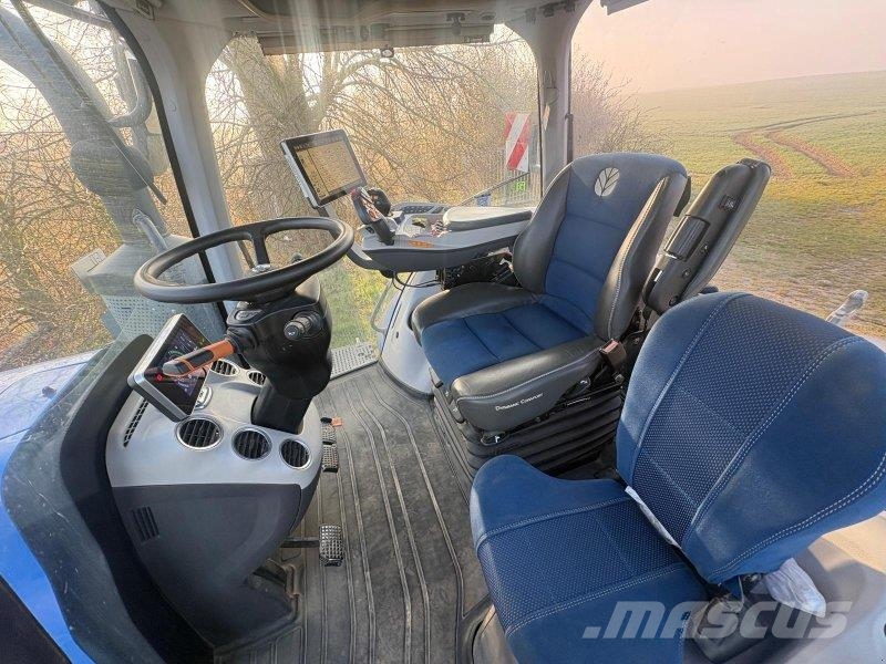 New Holland T8.435 AC Tractors
