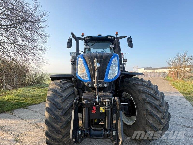 New Holland T8.435 AC Tractors
