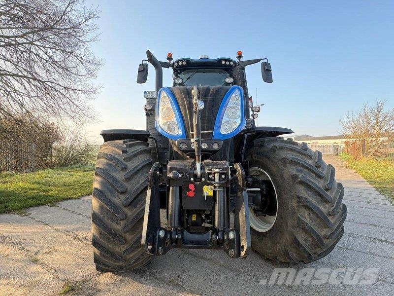 New Holland T8.435 AC Tractors
