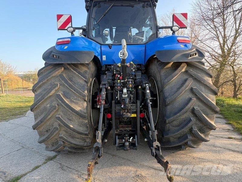 New Holland T8.435 AC Tractors