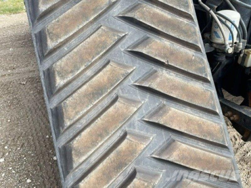 New Holland T8.435 AC Smarttrax Tractors