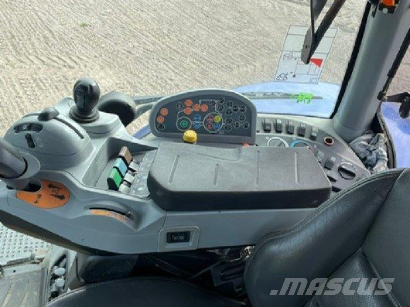 New Holland T8.435 AC Smarttrax Tractors