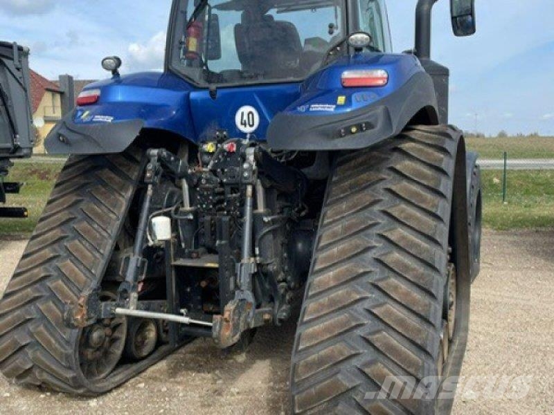 New Holland T8.435 AC Smarttrax Tractors