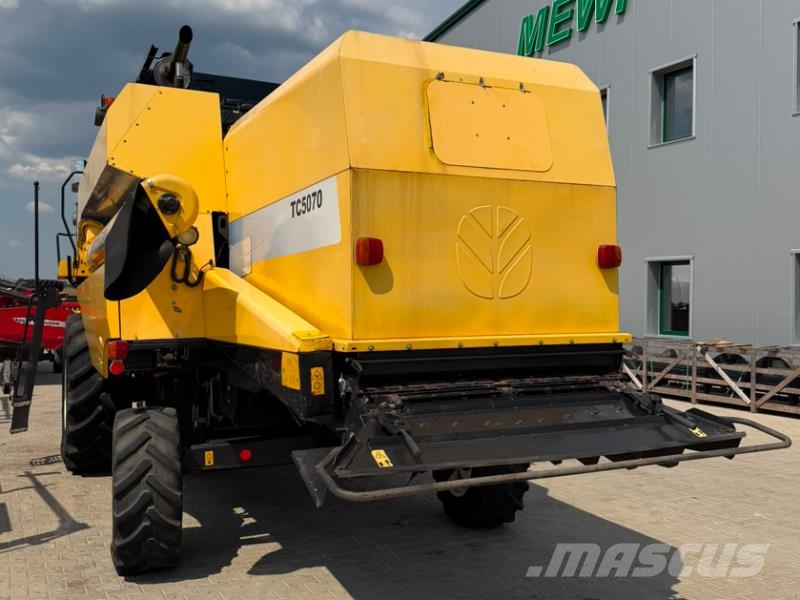 New Holland TC 5070 Cosechadoras combinadas