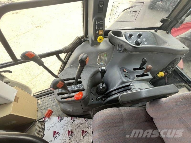 New Holland TS 100 Tractors