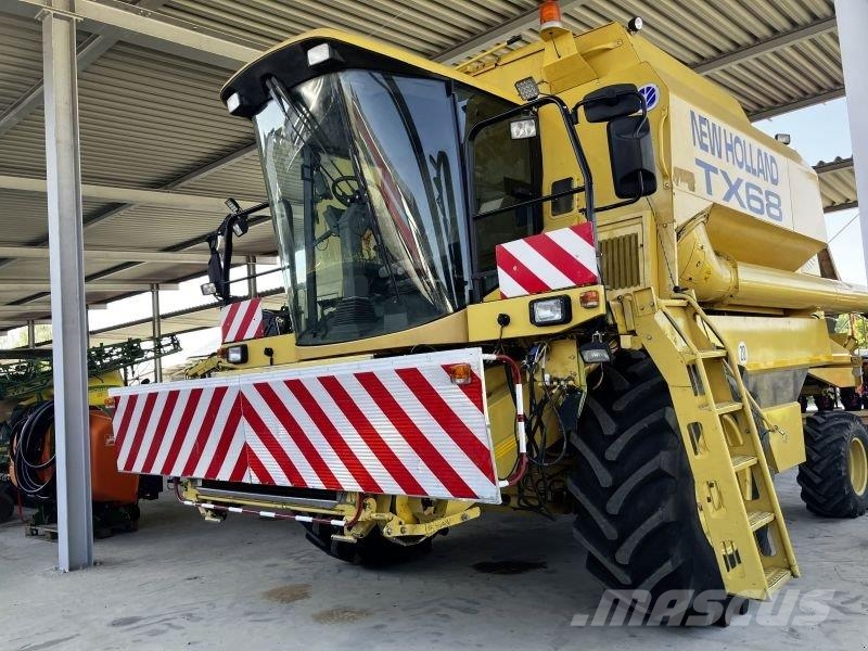 New Holland TX 68 حصادات