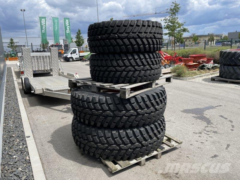 Nokian 460/65 R24 & 480/80 R34 Banden, wielen en velgen