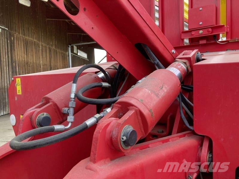Pöttinger EUROPROFI 4500 L Samozberacie vozy