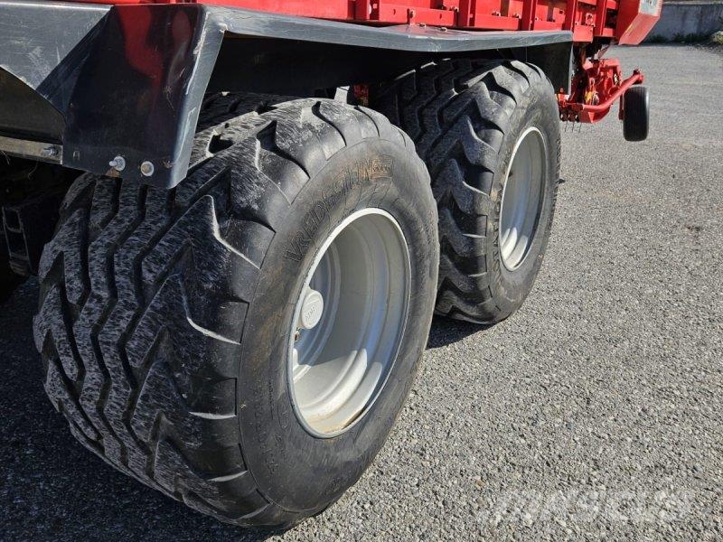 Pöttinger Faro 4500 Ladewagen