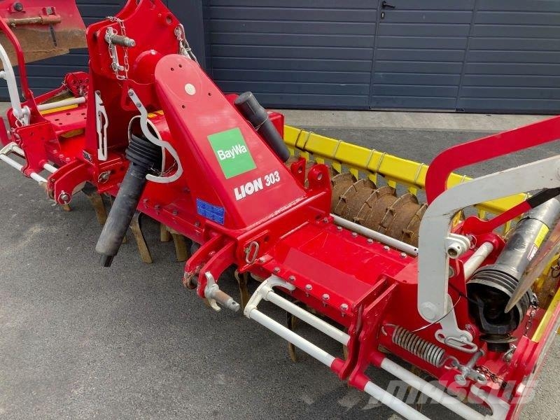 Pöttinger LION 303 PPW 500 زحافات ساحقة