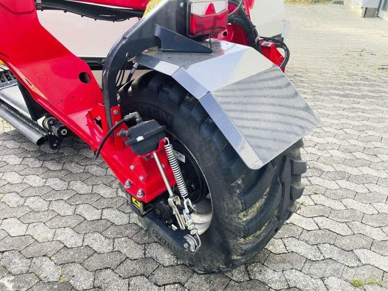 Pöttinger MERGENTO VT 9220 Schwader