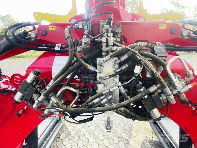 Pöttinger MERGENTO VT 9220 Schwader