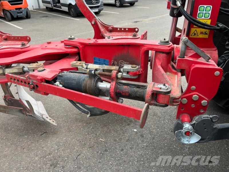 Pöttinger Servo 35 S محاريث تقليدية