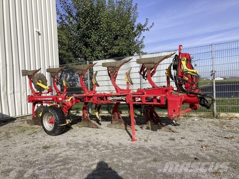 Pöttinger SERVO 45 S 5-SCHARIG PLUS محاريث تقليدية