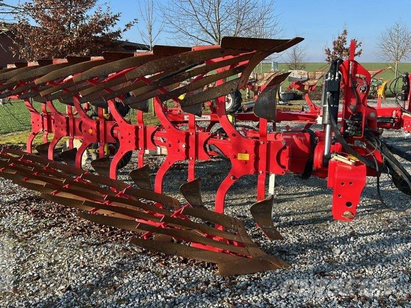 Pöttinger Servo 45 S Plus Conventional ploughs