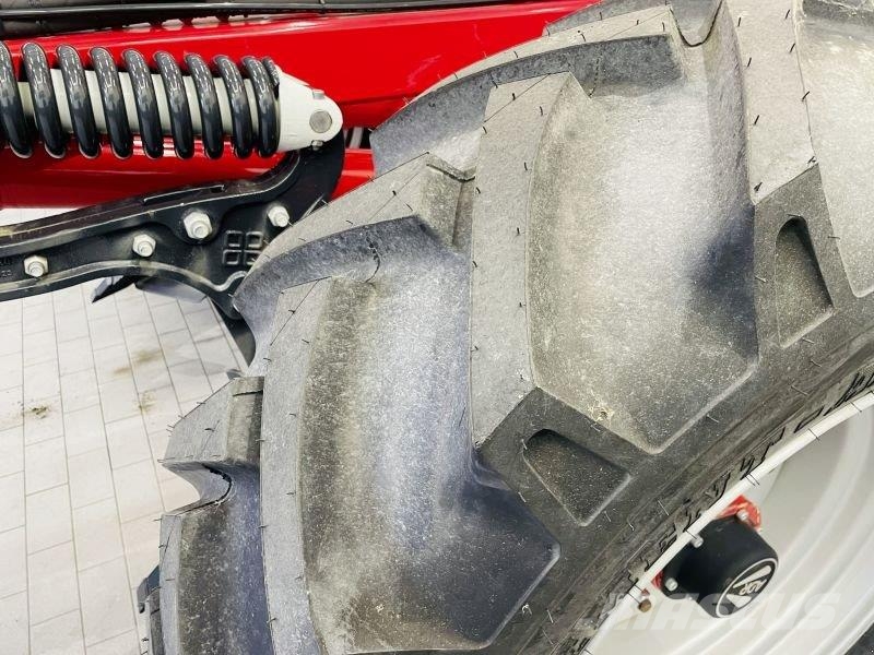 Pöttinger TERRIA 5040 Cultivadores