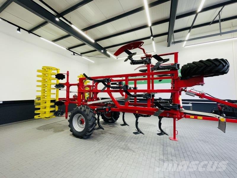 Pöttinger TERRIA 5040 Cultivadores