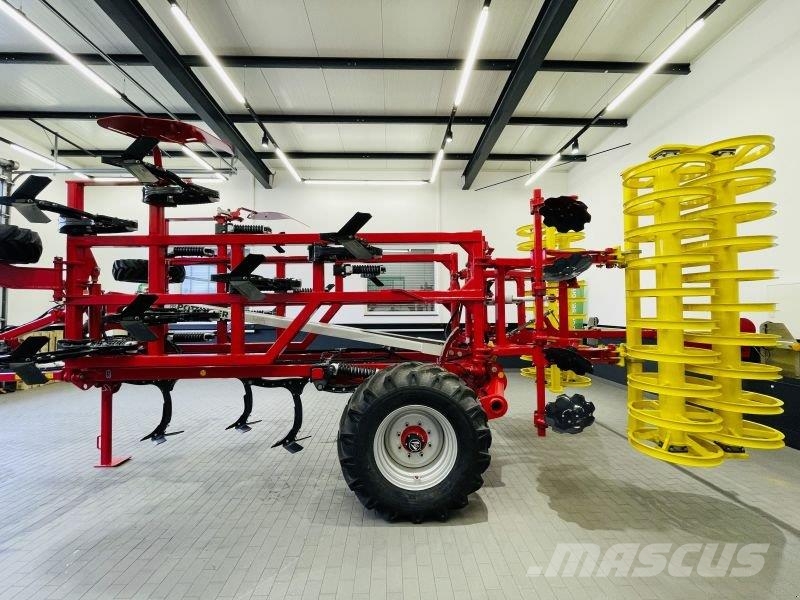 Pöttinger TERRIA 5040 Cultivadores