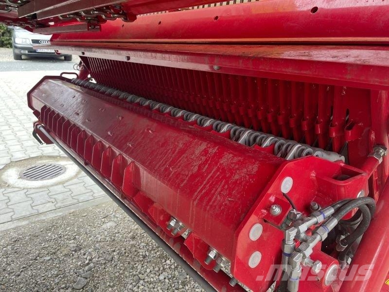 Pöttinger TORRO 5510 L COMBILINE مقطورات ذاتية التحميل