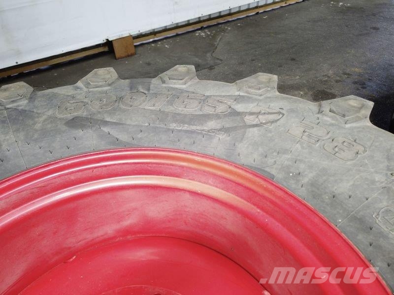 RÄDER 600/65R28, 710/70R38 TB Gume, točkovi i felne