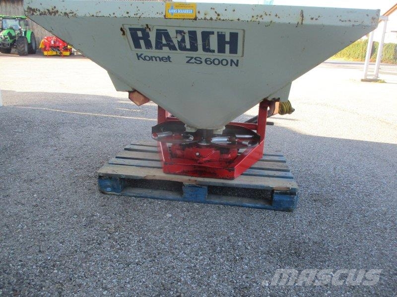 Rauch Komet ZS 600 N Kuivalannan levittimet