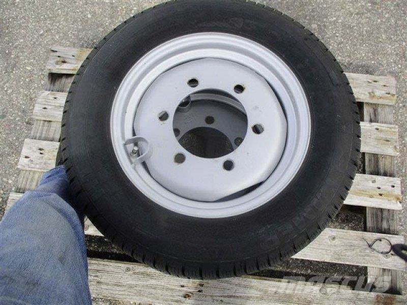 Reifen 195/65 R15 #369 Reifen
