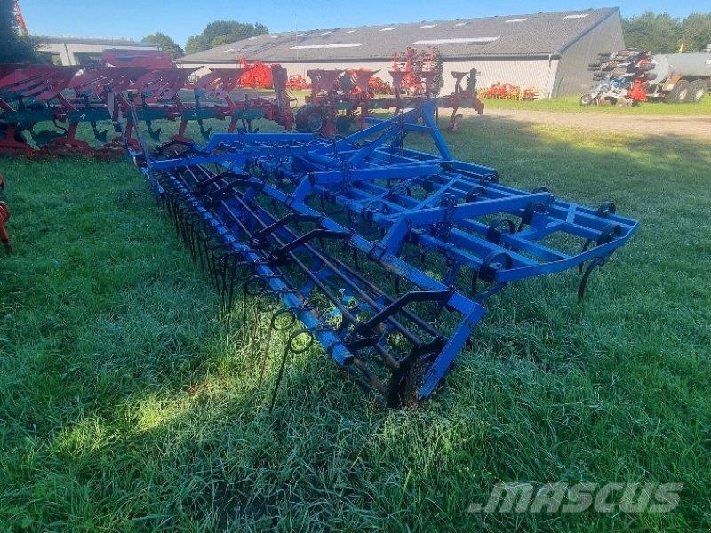 Saphir Federzinkengrubber 6m Cultivatoren
