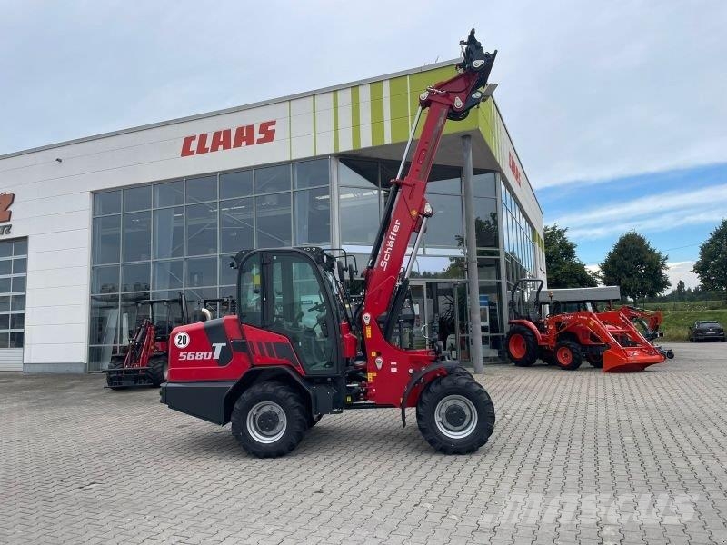 Schäffer LADER 5680T - 3 KABINE Šmykom riadené nakladače