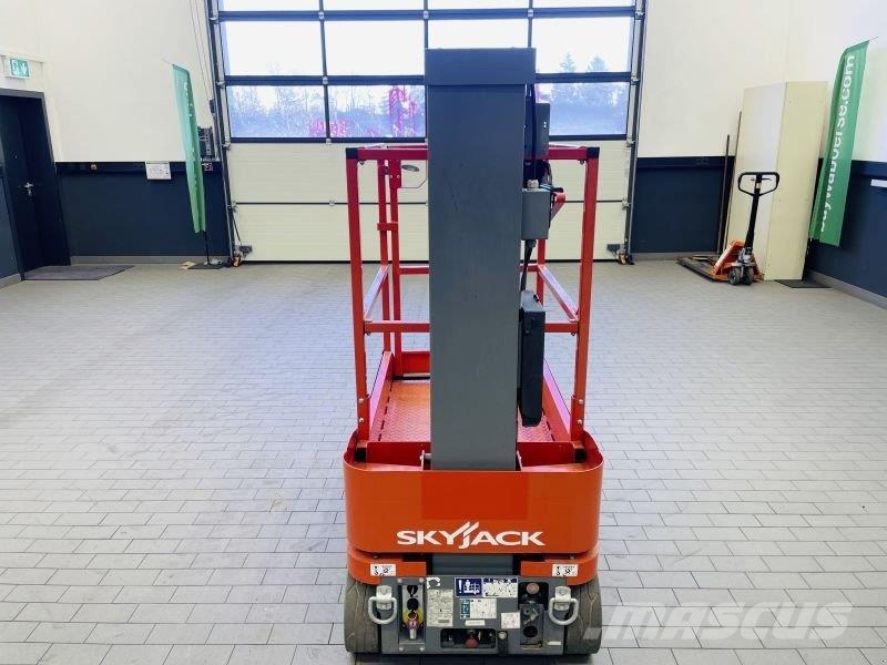 SkyJack SJ 12 Otros