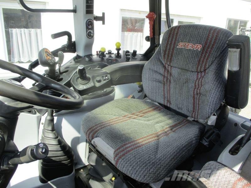 Steyr 4115 MULTI #889 الجرارات