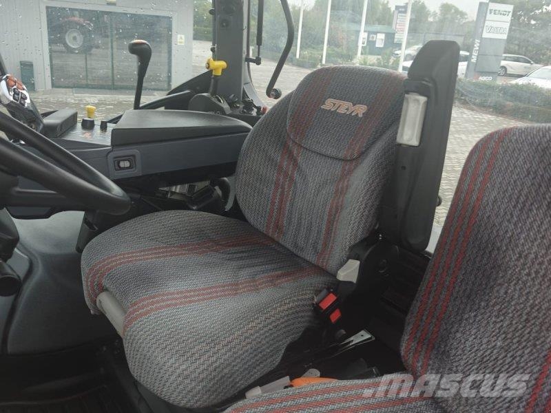 Steyr 4115 Profi Traktorit