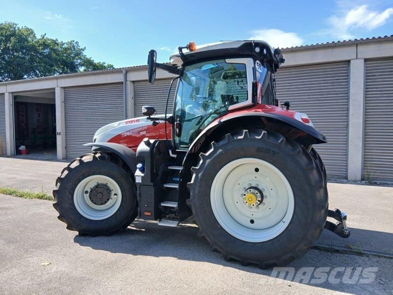 Steyr 6240 Absolut CVT الجرارات