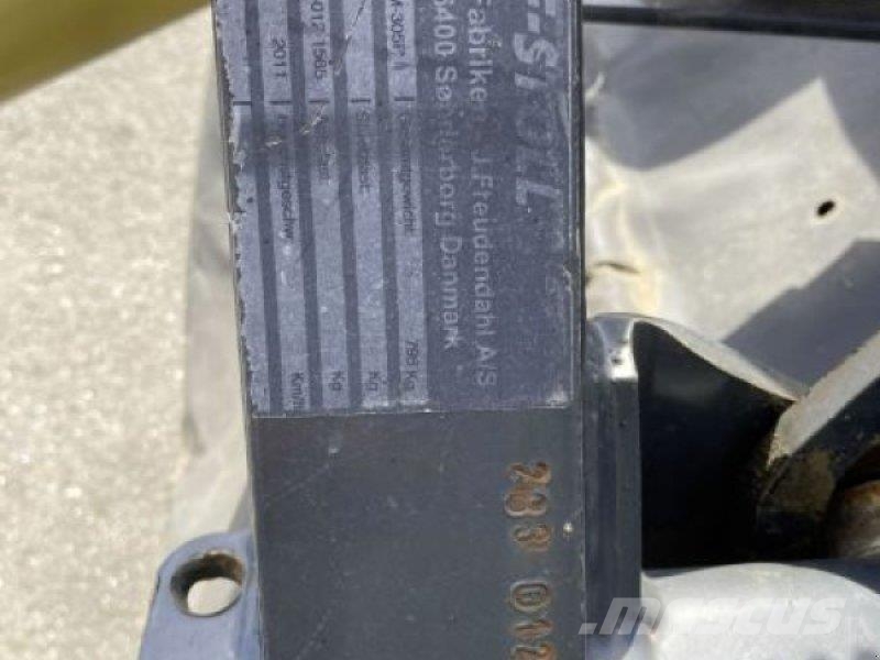 Stoll GEBR. CM 305 F جزازات