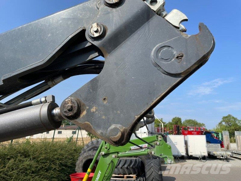 Stoll Profiline FZ 80.1 لوادر وحفارات أمامية